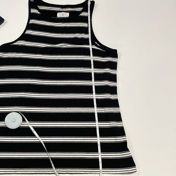 Lou and Grey - see measurements, black and white super soft tank - Picture 6 of 6